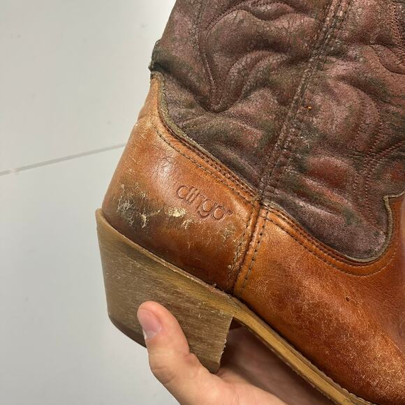 VTG Dingo Western Cowboy Boots Distressed Brown Made in USA SZ 10.5 - Picture 2 of 8